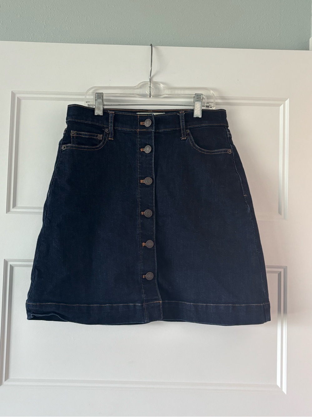 GAP Dark Blue Button-Front Denim Mini Skirt size 0 EUC